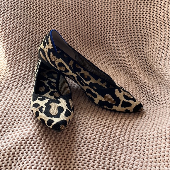 Rothy’s Desert Cat Pointed Toe Flat (Like New) - Picture 3 of 5